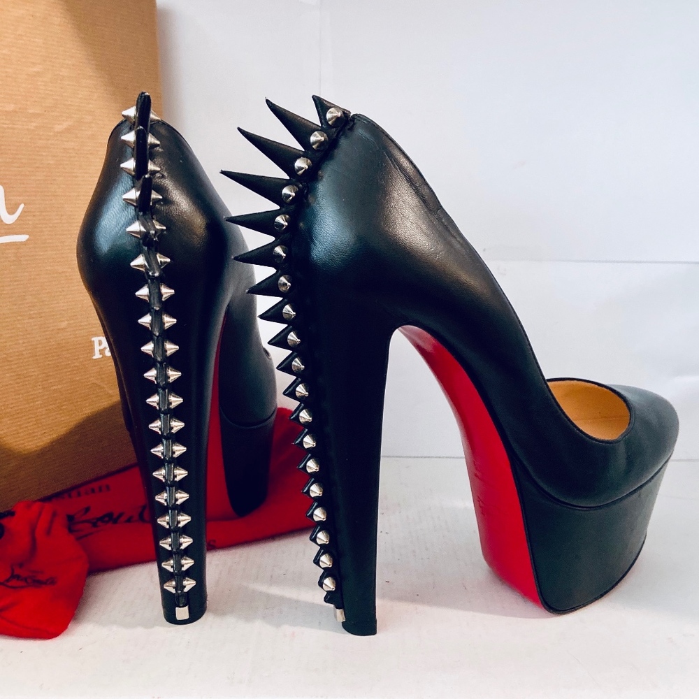 Louboutin ELECTROPUMP 160 Black Spiked Pump
